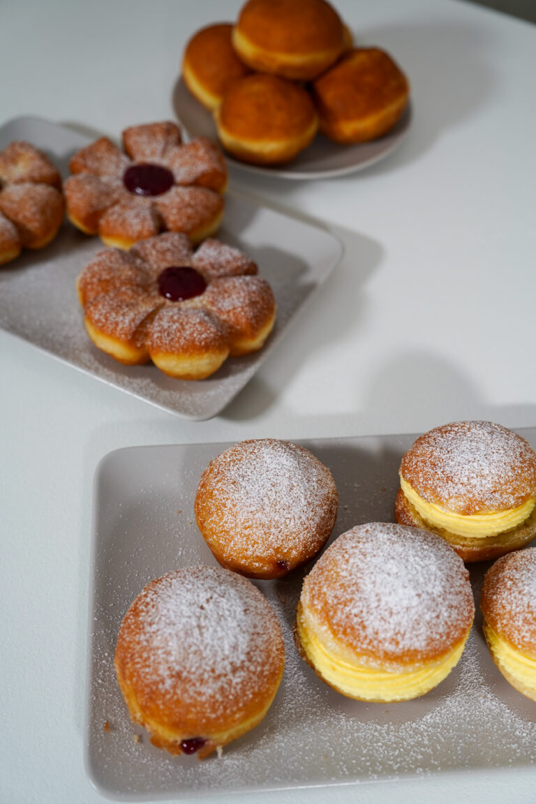 Berliner-Krapfen-Pfannkuchen - dailyfamilystories Berliner-Krapfen-Pfannkuchen - dailyfamilystories