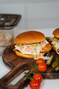 Chicken Burger Coleslaw Salat